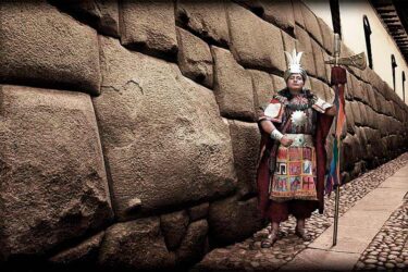 Descubre la leyenda del Hatunrumiyoc, la historia detrás de Machu Picchu