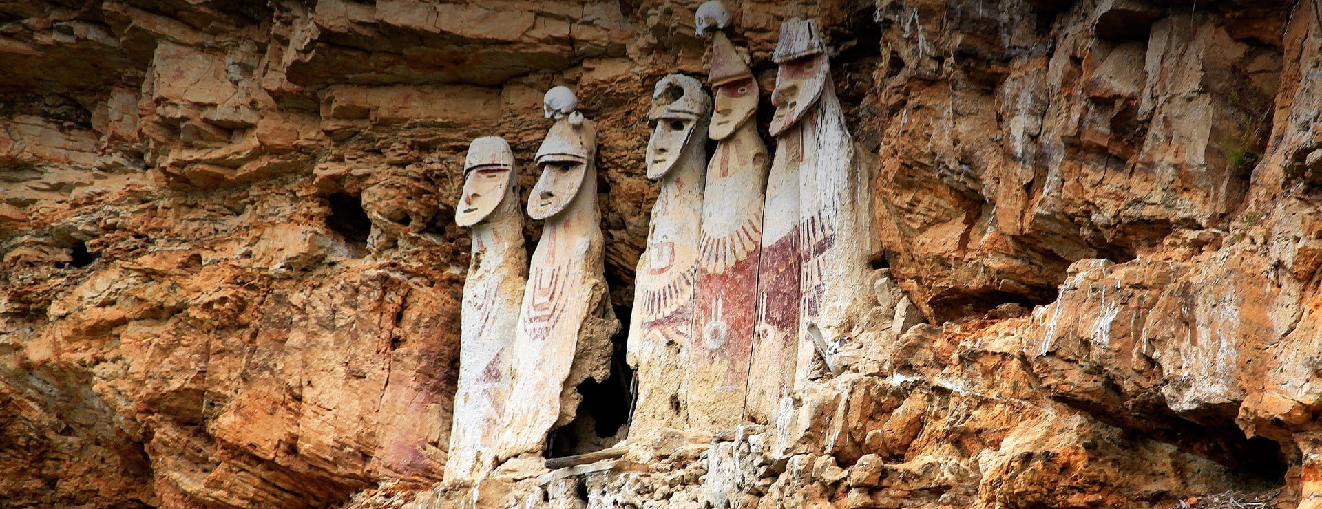 Sarcófagos de Karajía: Impresionante Patrimonio Cultural de la Región Amazonas